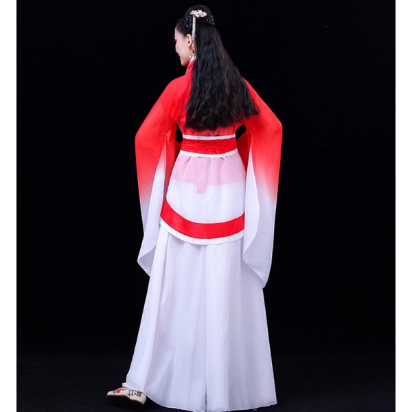 red and white hanfu